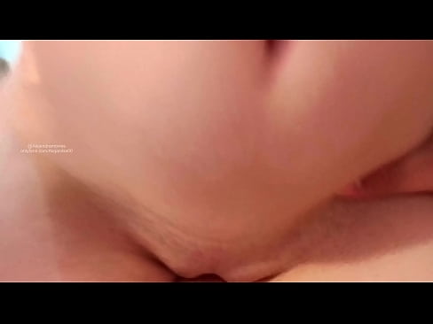 ❤️ Magasin oma õe toas ja nii ma ärkasin üles ❌ Kvaliteetne porno at et.novoporn-com.ru ❌